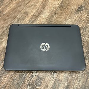 HP Pavillion Touchscreen Small Laptop (10in screen)